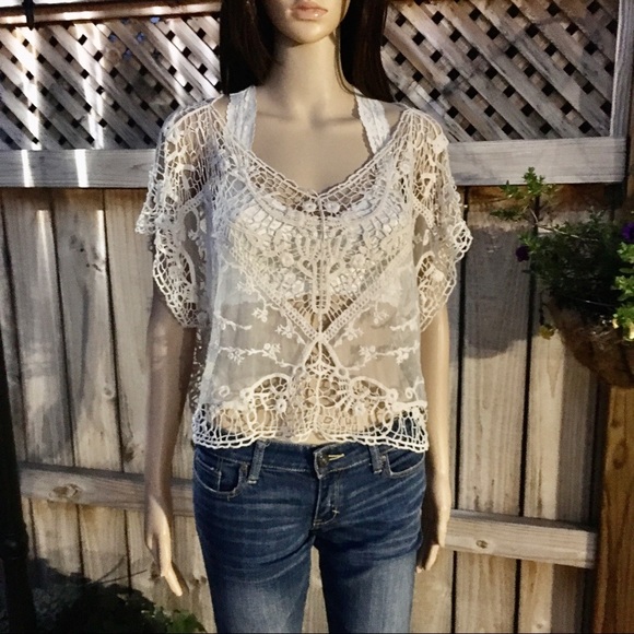 NEW LACE and MESH CROP TOP ~ last 1 - Picture 10 of 14